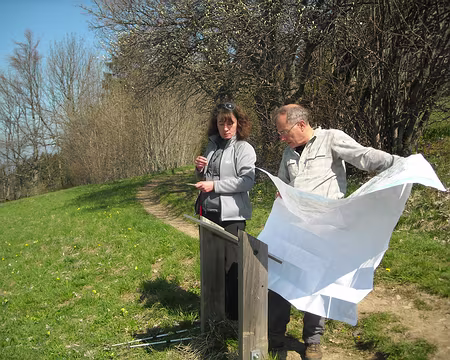 PXL056 Mais où sommes-nous donc? (bis repetita) Carte, boussole et crayon, l'heure est grave!