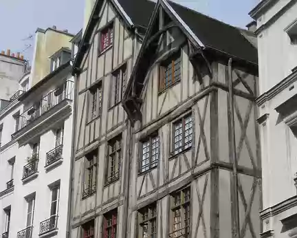 PXL044 Maisons médiévales, rue François Miron