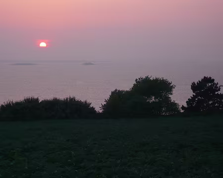 PXL032 Coucher de soleil depuis Saint-Samson, notre gîte.