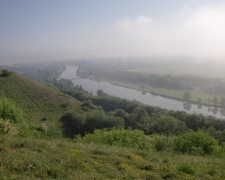 PXL001 Brume matinale sur la vallée de l'Yonne, non loin de Sens