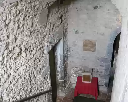 PXL026 Escalier du XVIIè siècle, dans la tour du donjon...