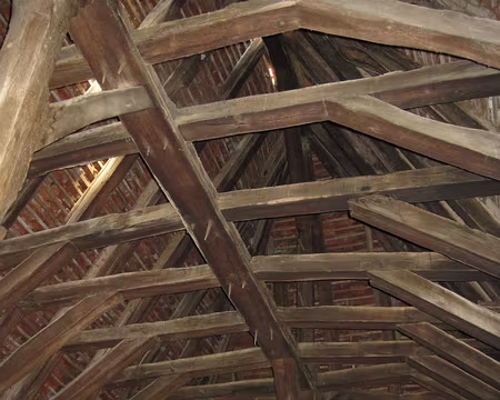 PXL035 Charpente du donjon en châtaignier, XVè siècle