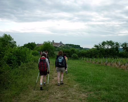PXL008 La même avec randonneurs vus de dos