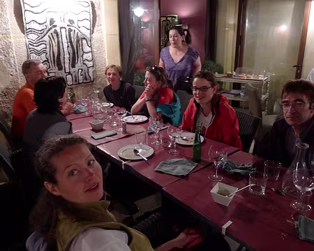 026 Petit restaurant à Maussane.