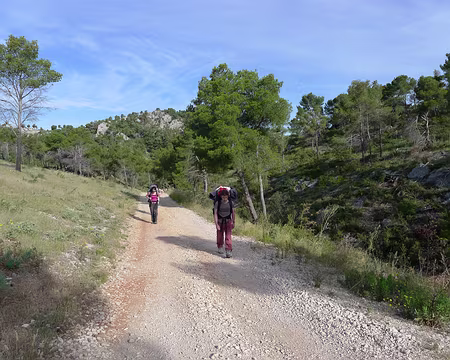 030 Dans le chaos rocheux d'Entreconque.