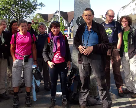 PXL000 Le groupe à Milngavie, point de départ du West Highland Way