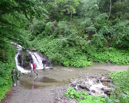 004 Passage de torrent sans difficulté.