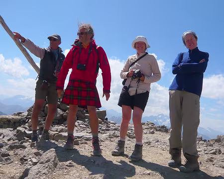 PXL016 Le drapeau français c'est bleu-blanc-rouge et non l'inverse.