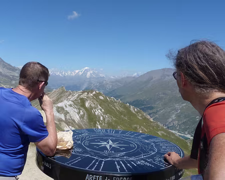 PXL002 Contemplation à 2702 m (arête de Fresse)