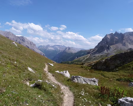 PXL099 puis s'élargit à nouveau. Magnifique.