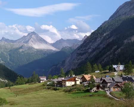 PXL101 I Re Maggi en bas à gauche et Le Tre Alpini en haut à droite.