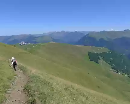 045 Parfois, nous avons trouvé un sentier ! (au dessus de la vallée du Lys, en vue de Superbagnères)