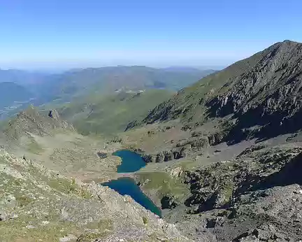 076 ... mais surtout de merveilleux lacs (lacs de Nère)