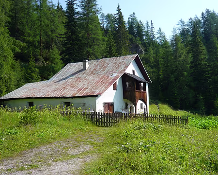 PXL031 Dsecente dans la vallée de Hall