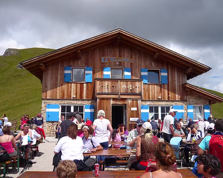 PXL199 Un peu las des sandwichs, on joue les touristes