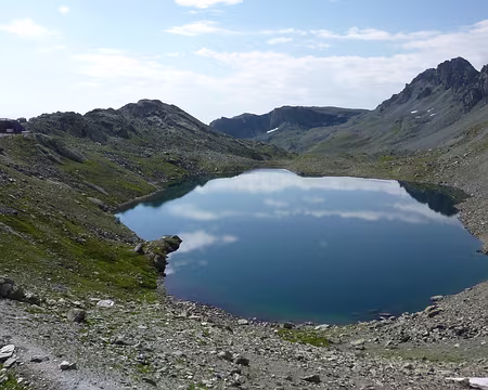 PXL039 40 ...le refuge Quinto Sella à gauche