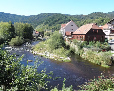 PXL000 Cette randonnée commence à Forbach dans le nord de la Forêt Noire, sur la rivière Murg