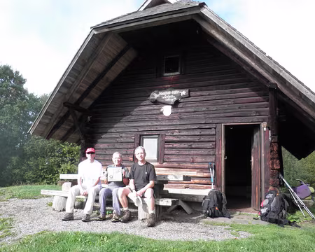 PXL122 à Farrenkopf, Hasemanhütte, cabane ouverte où l'on peut s'installer pour la nuit,