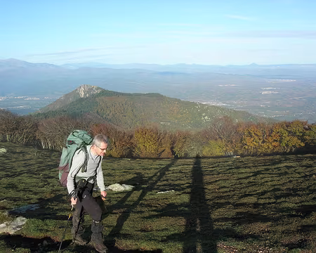 DSCN1420 Au premier plan l'arete de Sant Cristau