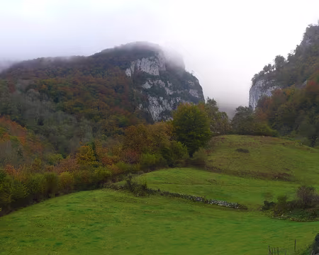064 Nous repassons devant l'entrée du canyon.