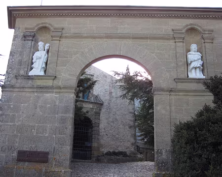 PXL012 Chapelle de la montagne Sainte Victoire