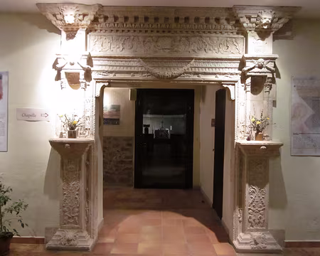 PXL064 Fin de notre étape monastique