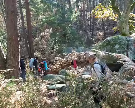 PXL015 au milieu des rochers