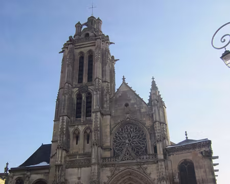 PXL047 la cathédrale de Pontoise