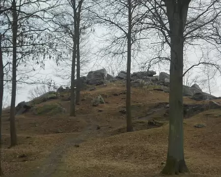 PXL058 La Hottée de Gargantua, conglomérat rocheux chaotique (grès) datant de l'ère tertiaire.