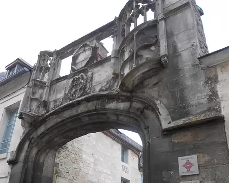 PXL070 Porte de la Cour de la Bouvelle (XVè siècle)