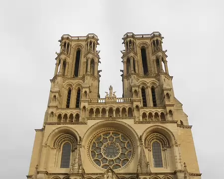 PXL071 Cathédrale Notre-Dame, style gothique primitif mi-XIIè siècle.