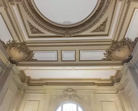 PXL001 Hall de la gare