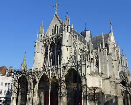 PXL028 Basilique St-Urbain, gothique du XIIè siècle