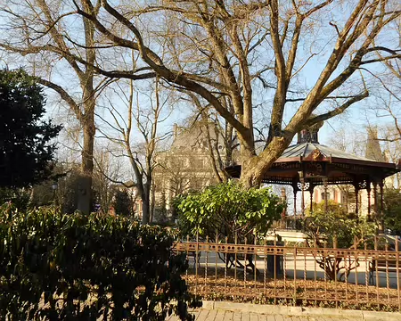 PXL043 Kiosque à musique créé en 1887