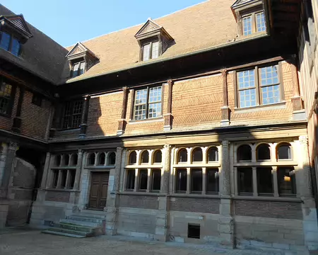 PXL061 Hôtel de Mauroy (XVIè siècle). Belle visite de Troyes, merci à Jean-Maurice.