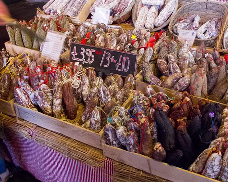 Borough Market, Londres, mars 2012 Il y a même du saucisson d'autruche !