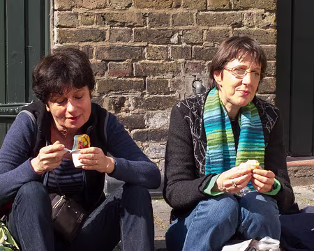 CK12RW52_023 Vous étiez punies ?