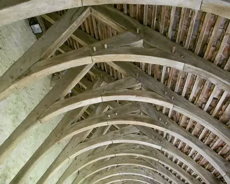 PXL031 ...charpente en berceau.