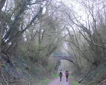 PXL038 empruntant l'ancienne ligne de chemin de fer.