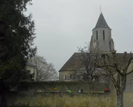 PXL043 Eglise St-Pierre de Mauves s/ Huisne, abside romane