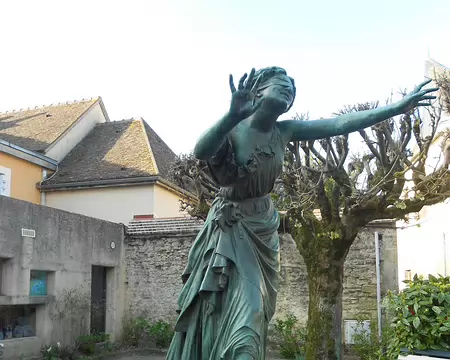 PXL074 Colin-Maillard