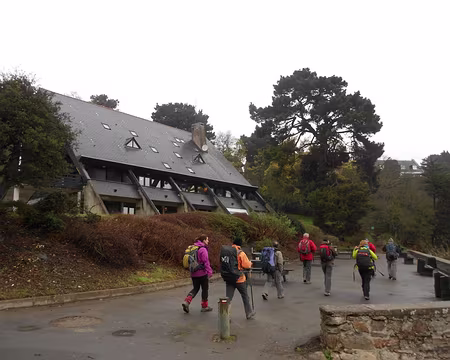 PXL052 Auberge de jeunesse de Port-Picain, en chemin vers la Pointe du Grouin