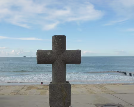 PXL091 Au bord de la plage de Rochebonne