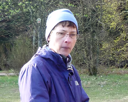 PXL007 Suzanne camouflée en violette