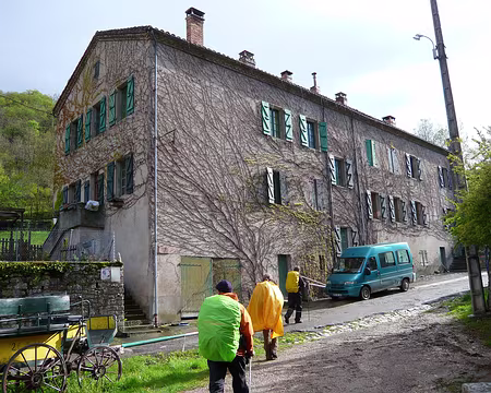 PXL085 le gîte de Bruniquel dans l'ancienne gendarmerie
