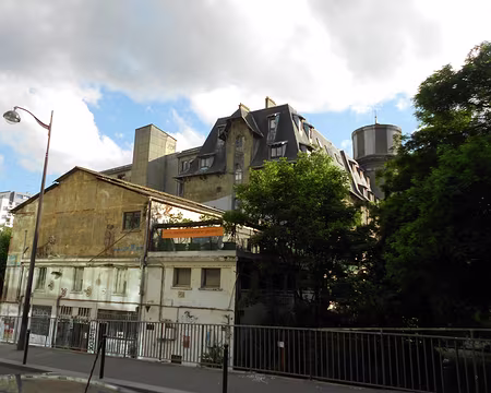 PXL008 Les anciens Entrepôts frigorifiques ferroviaires de Paris-Ivry construits dans les années 1920...