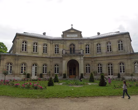 PXL010 Orphelinat Eugène- Napoléon fondé en 1856 par l'Impératrice Eugénie.