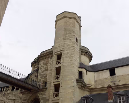 PXL064 Escalier d'honneur