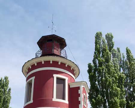 CK12RW53_02 Un phare au milieu de la montagne