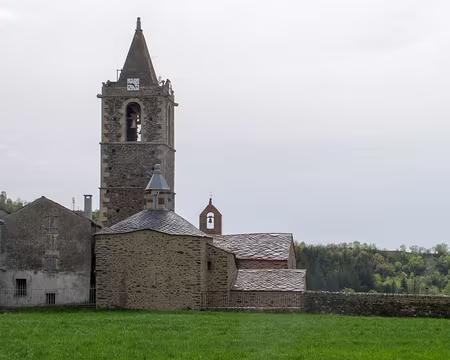 CK12RW53_06 Derrière l'église d'Err